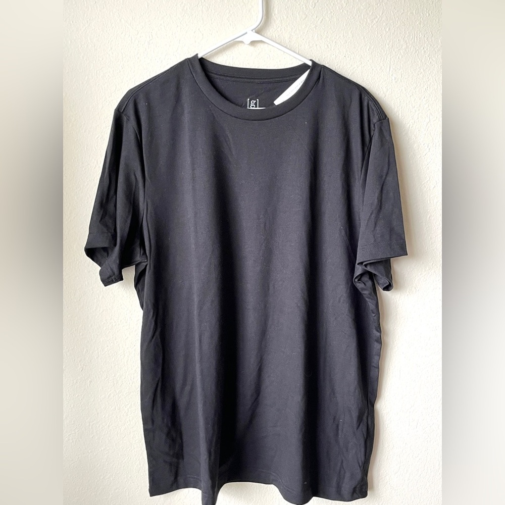 Classic Black Men's T-Shirt